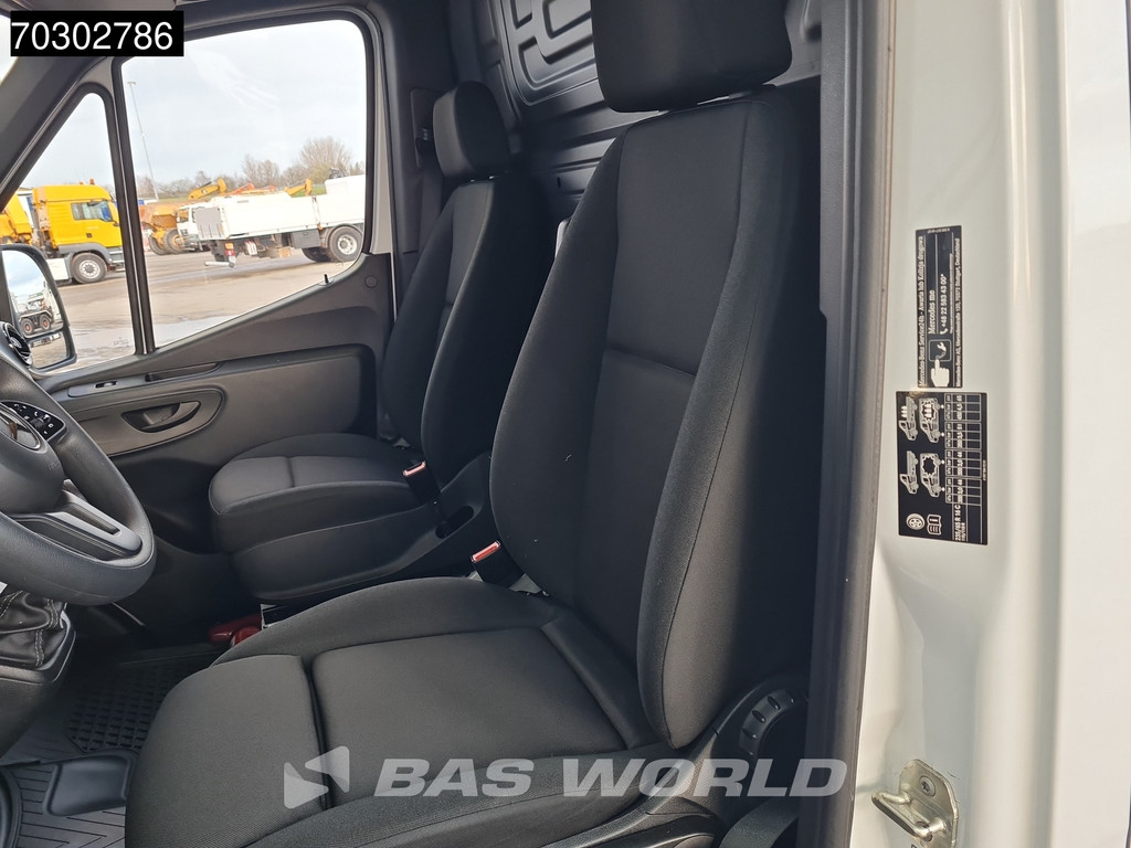 Mercedes-Benz Sprinter 315 CDI L3H2 150PK Airco Cruise Camera MBUX CarPlay Euro6 L3 Airco 11