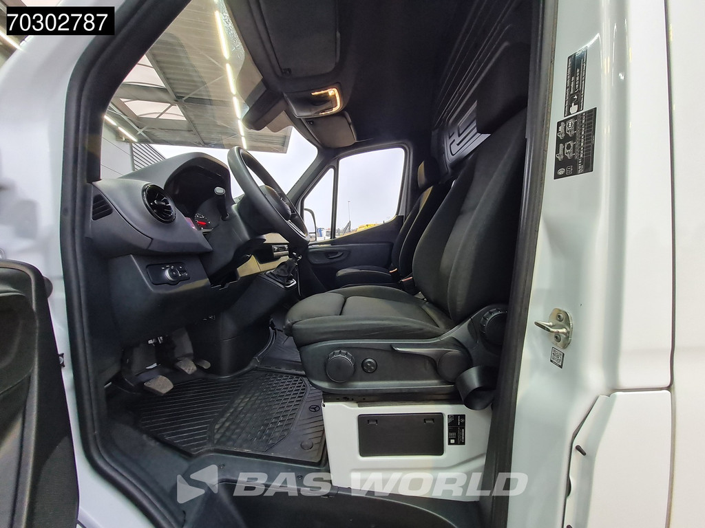 Mercedes-Benz Sprinter 315 CDI L3H2 150PK Airco Cruise Camera MBUX CarPlay Euro6 L3 Airco Cruise control 12