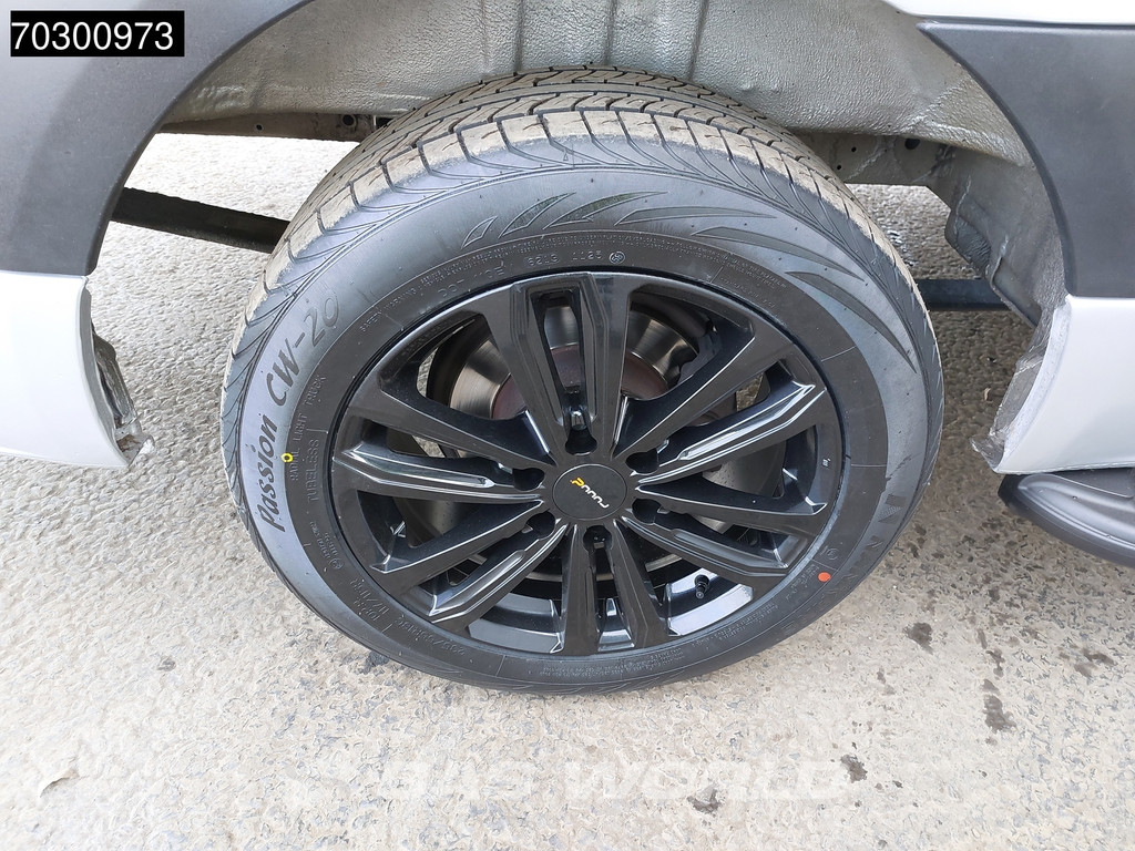 Mercedes-Benz Sprinter 315 CDI Special Edition Automaat L2H2 Airco Camera Parkeersensoren v+a MBUX CarPlay Velgen Euro6 L2 Airco 19