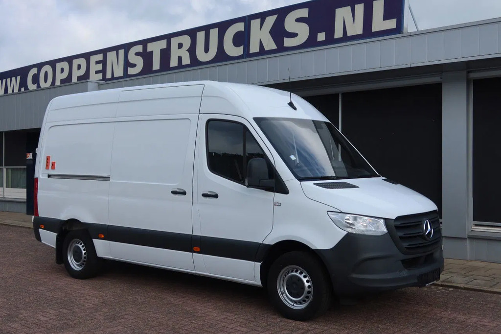 Mercedes-Benz Sprinter 316 L2/H2 Klep 16