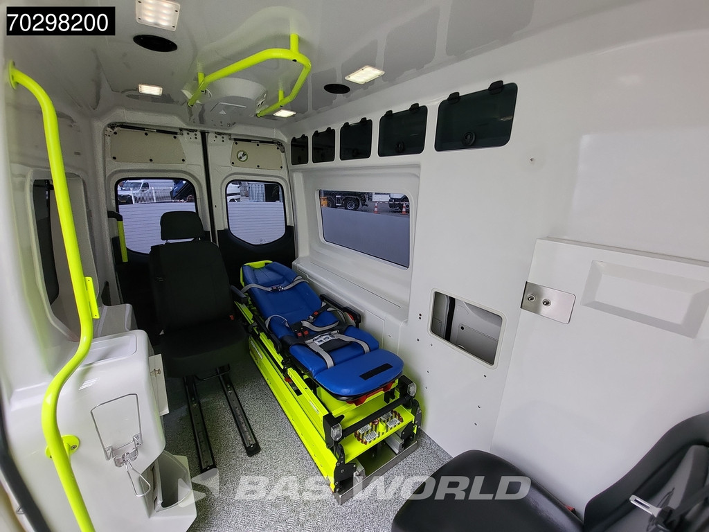 Mercedes-Benz Sprinter 316 CDI Ambulance Brancard Automaat Ziekenwagen Airco Cruise Camera Parkeersensoren Standkachel Euro6 Rettungswagen Krankenwagen 10m3 Airco Cruise control 10