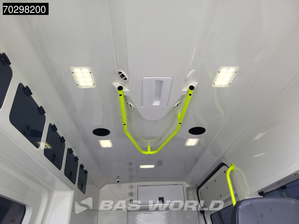 Mercedes-Benz Sprinter 316 CDI Ambulance Brancard Automaat Ziekenwagen Airco Cruise Camera Parkeersensoren Standkachel Euro6 Rettungswagen Krankenwagen 10m3 Airco Cruise control 7