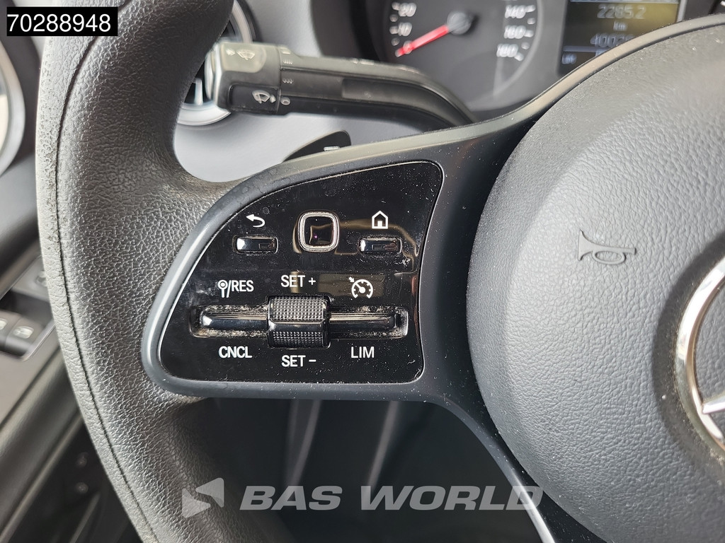 Mercedes-Benz Sprinter 316 CDI Automaat L3H2 160PK Airco Cruise Camera Parkeersensoren MBUX CarPlay Standkachel Euro6 L3 10m3 Airco Cruise control 21