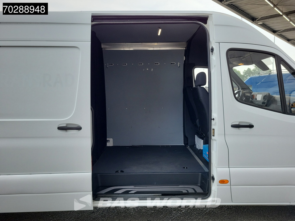 Mercedes-Benz Sprinter 316 CDI Automaat L3H2 160PK Airco Cruise Camera Parkeersensoren MBUX CarPlay Standkachel Euro6 L3 10m3 Airco Cruise control 7