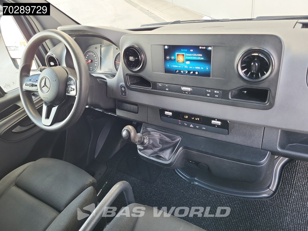 Mercedes-Benz Sprinter 316 CDI Laadklep Bakwagen Airco Camera MBUX CarPlay Euro6 Meubelbak Koffer 19m3 Airco Cruise control 9