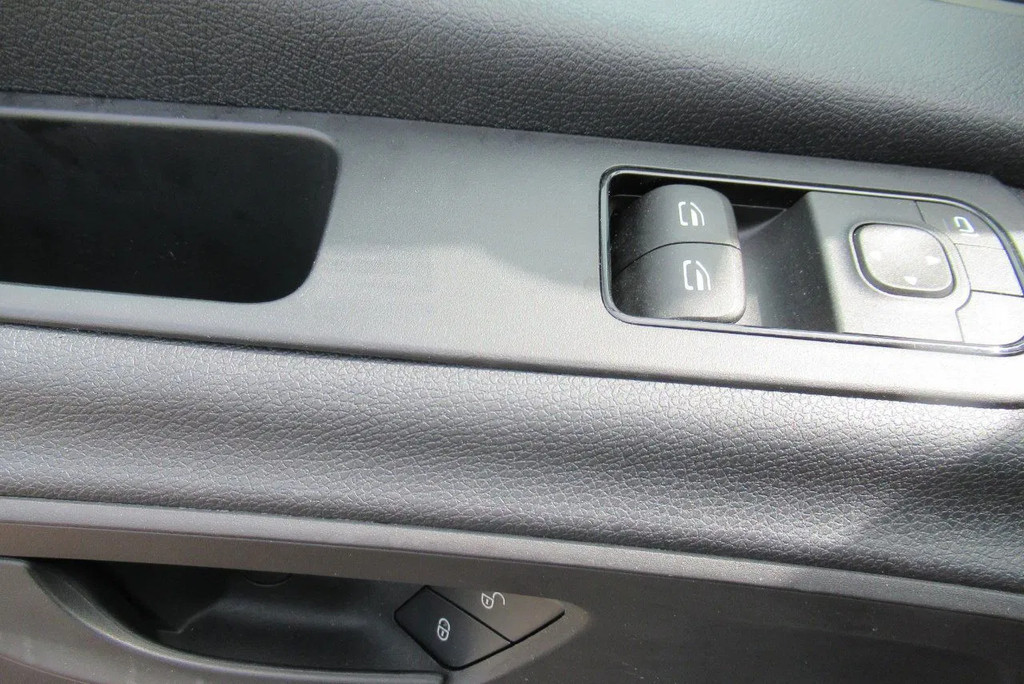 Mercedes-Benz Sprinter 317 CDI Koel / Vries/ verwarmen Carrier Xarios 350 + 220 volt nacht stekkerL2/H2 13