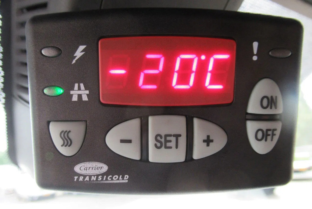 Mercedes-Benz Sprinter 317 CDI Koel / Vries/ verwarmen Carrier Xarios 350 + 220 volt nacht stekkerL2/H2 7