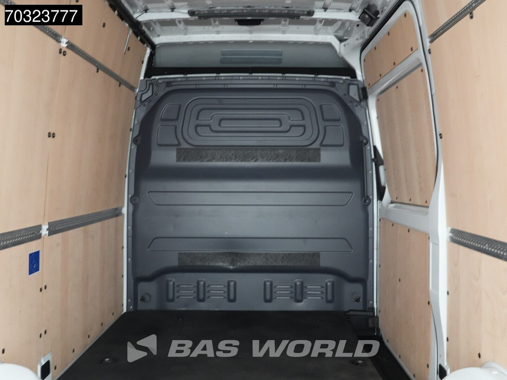 Mercedes-Benz Sprinter 317 CDI 2025-Model Automaat L2H2 170PK LED Xenon Navi Airco Cruise Camera MBUX CarPlay Parkeersensoren Stoelverwarming Euro6 L2 Airco Cruise control 10