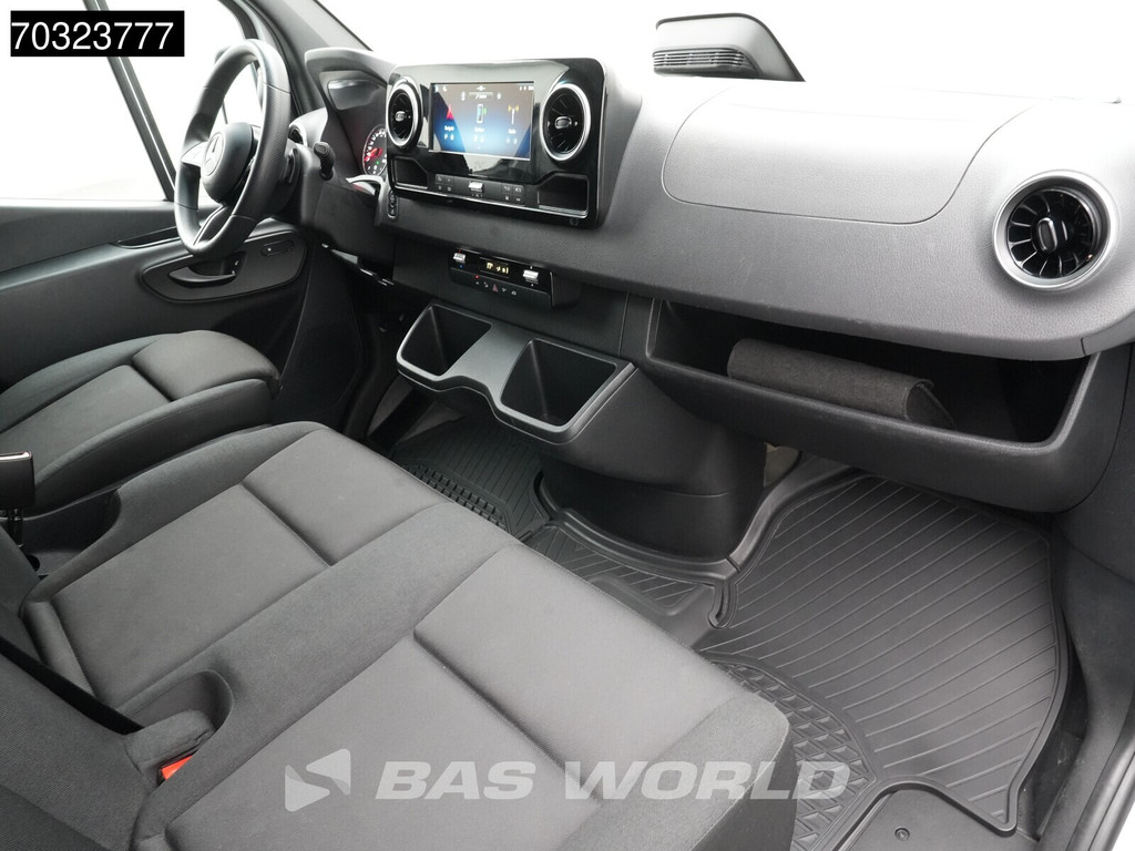 Mercedes-Benz Sprinter 317 CDI 2025-Model Automaat L2H2 170PK LED Xenon Navi Airco Cruise Camera MBUX CarPlay Parkeersensoren Stoelverwarming Euro6 L2 Airco Cruise control 13