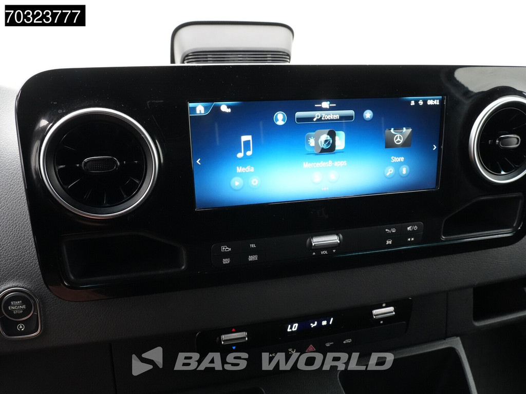Mercedes-Benz Sprinter 317 CDI 2025-Model Automaat L2H2 170PK LED Xenon Navi Airco Cruise Camera MBUX CarPlay Parkeersensoren Stoelverwarming Euro6 L2 Airco Cruise control 17