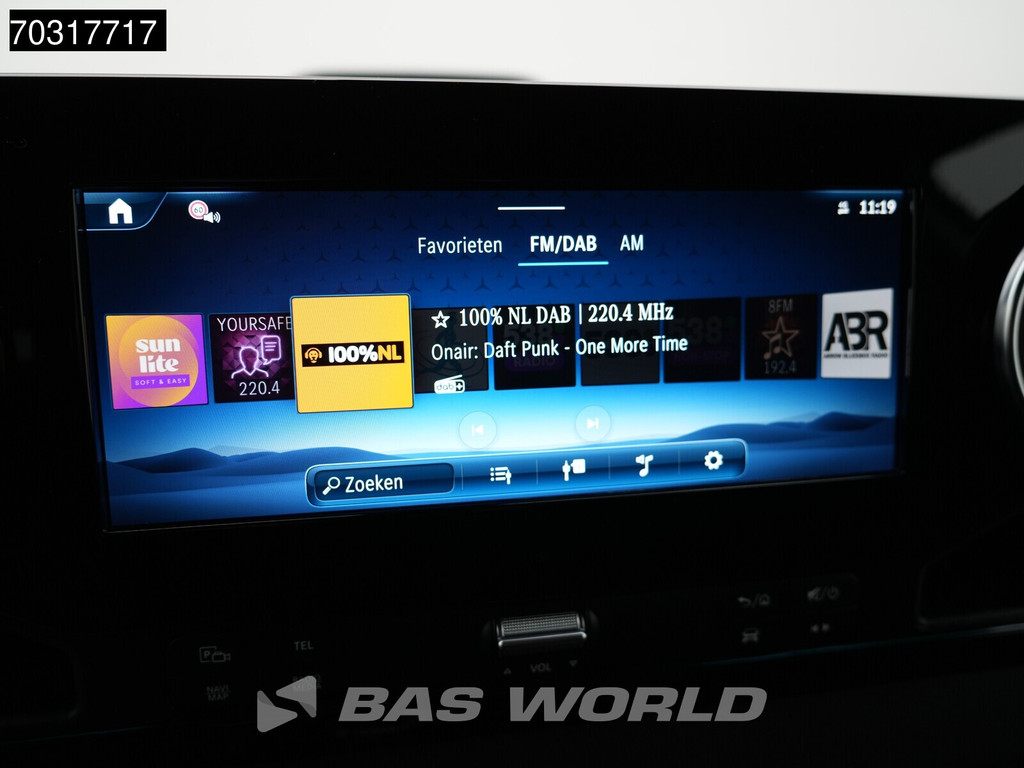 Mercedes-Benz Sprinter 317 CDI 2025-Model Automaat L2H2 170PK LED Xenon Navi Airco Cruise Camera MBUX CarPlay Parkeersensoren Stoelverwarming Euro6 L2 Airco Cruise control 19