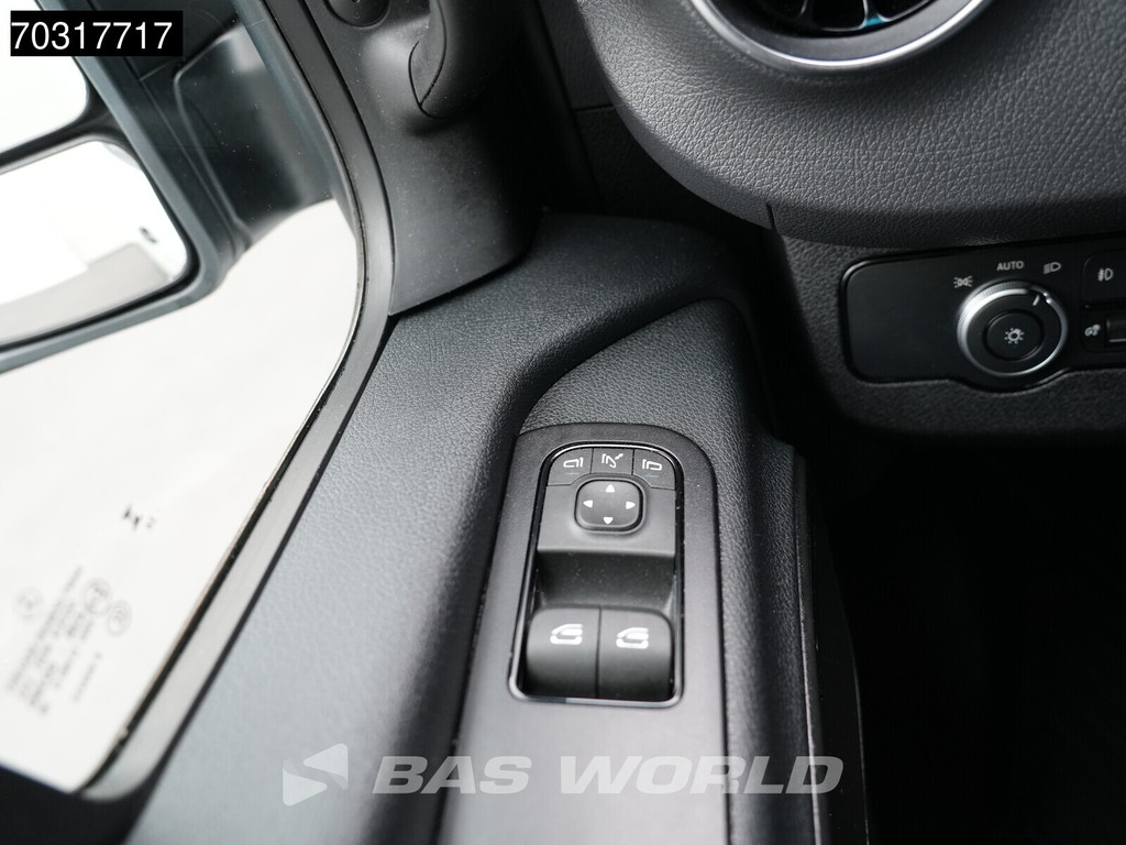 Mercedes-Benz Sprinter 317 CDI 2025-Model Automaat L2H2 170PK LED Xenon Navi Airco Cruise Camera MBUX CarPlay Parkeersensoren Stoelverwarming Euro6 L2 Airco Cruise control 21
