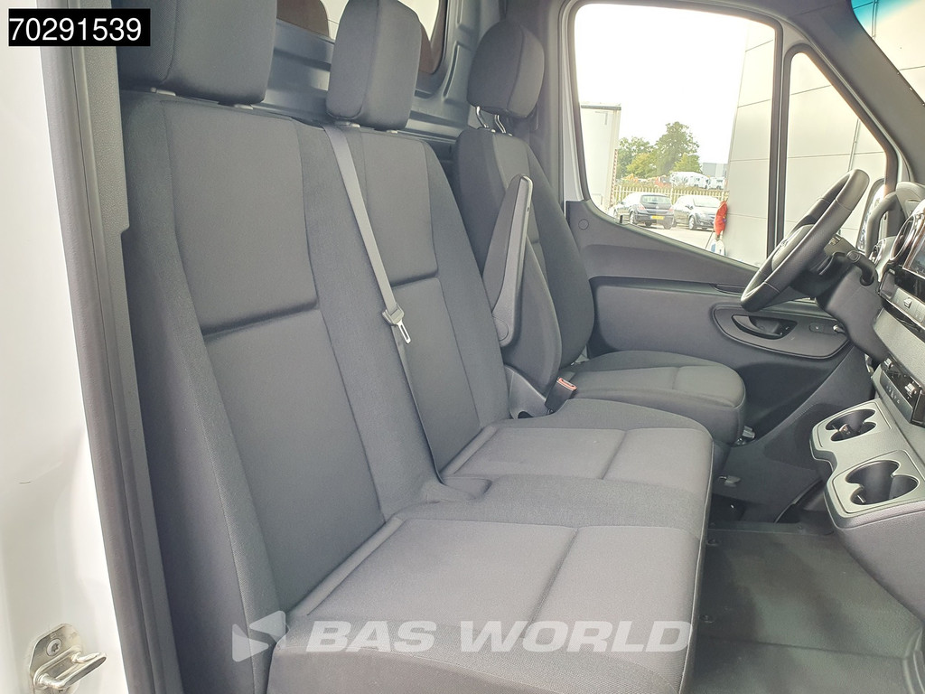 Mercedes-Benz Sprinter 317 CDI 2025-Model! Automaat L3H2 10inch MBUX CarPlay Airco Cruise CarPlay Parkeersensoren v+a Euro6 L3 15m3 Airco 13
