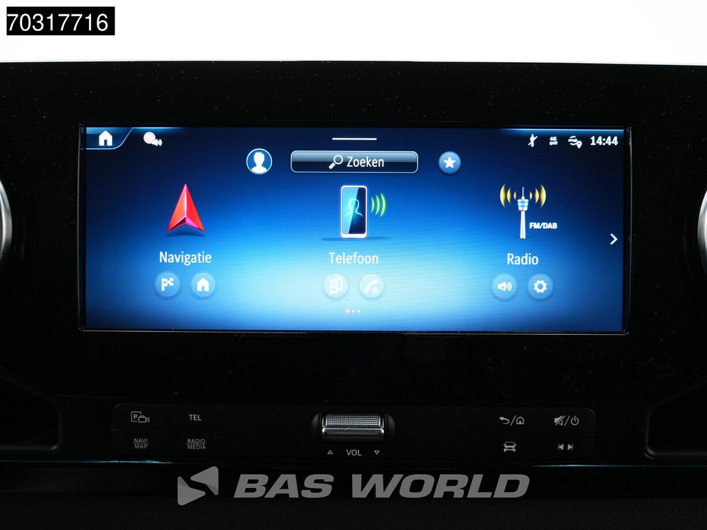 Mercedes-Benz Sprinter 317 CDI 2025 Model Automaat L2H2 170PK LED Xenon Navi Airco Cruise Camera 10inch MBUX CarPlay Parkeersensoren v+a Stoelverwarming Euro6 L2 Airco Cruise control 18