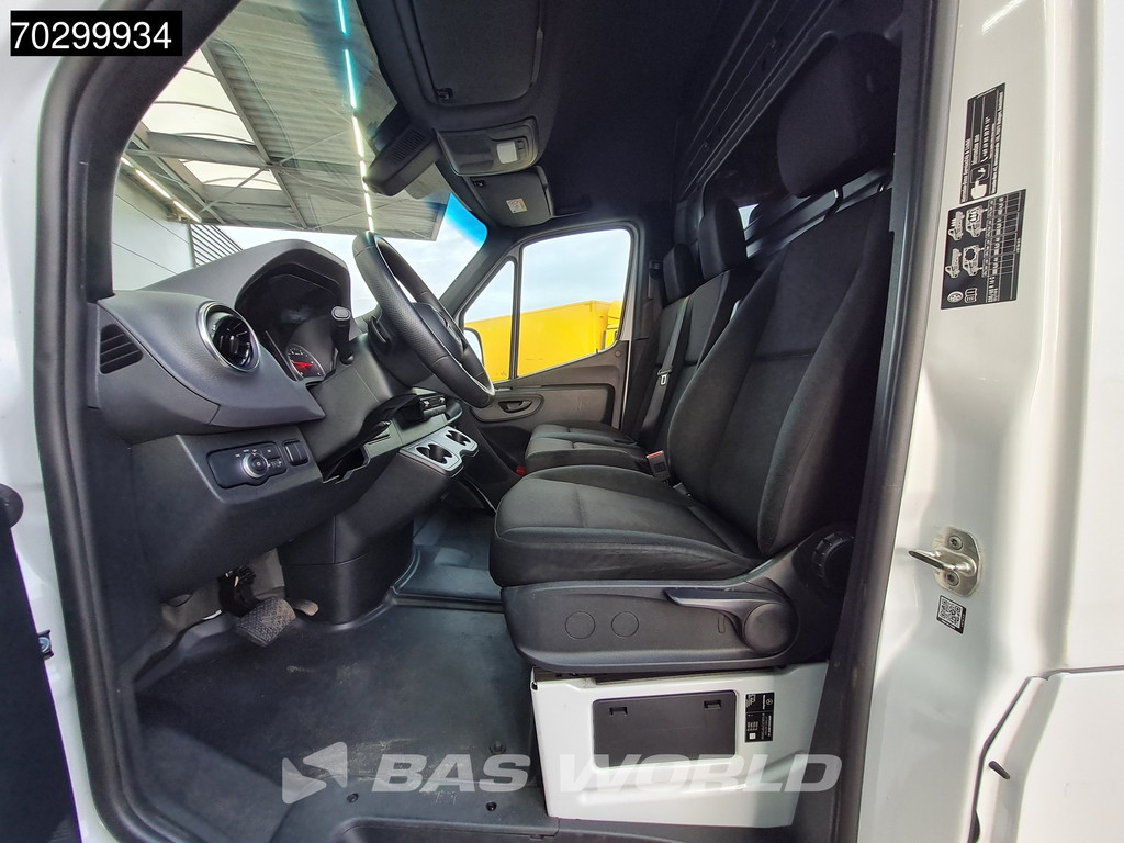 Mercedes-Benz Sprinter 317 CDI Automaat 2025-Model L3H2 ACC Airco Camera Parkeersensoren 10inch MBUX CarPlay Euro6 L3 Airco Cruise control 11