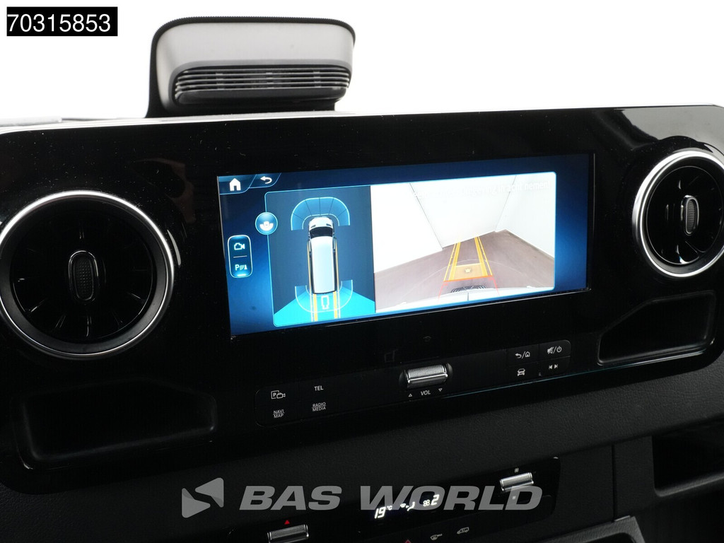 Mercedes-Benz Sprinter 317 CDI Automaat 2025 Model L2H2 170PK LED Navi Airco Cruise Camera 10inch MBUX CarPlay Parkeersensoren Stoelverwarming Euro6 L2 Airco Cruise control 17