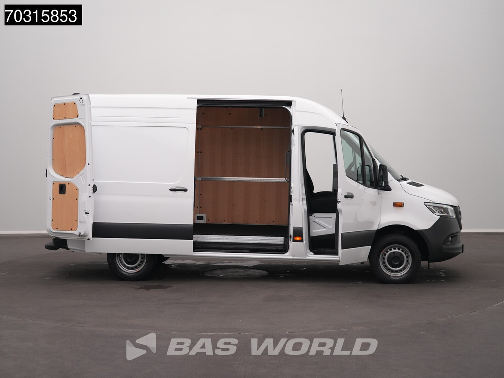 Mercedes-Benz Sprinter 317 CDI Automaat 2025 Model L2H2 170PK LED Navi Airco Cruise Camera 10inch MBUX CarPlay Parkeersensoren Stoelverwarming Euro6 L2 Airco Cruise control 8
