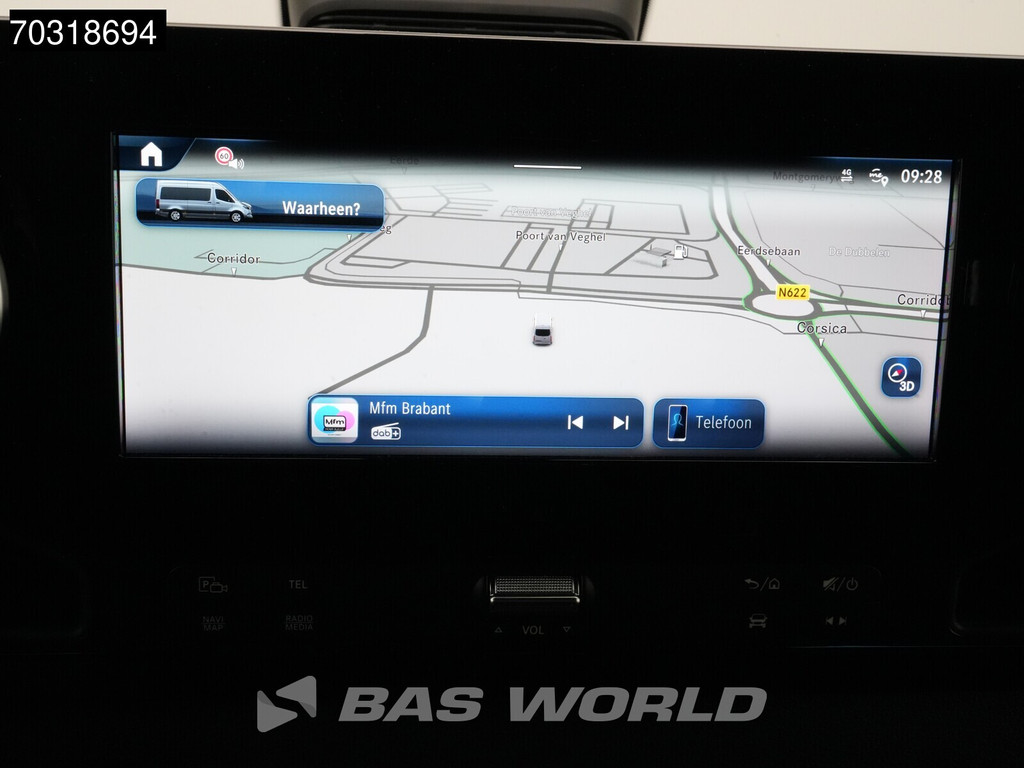 Mercedes-Benz Sprinter 317 CDI Automaat 2025 Model L2H2 170PK Navi Airco Cruise Camera 10inch MBUX CarPlay Parkeersensoren Stoelverwarming Euro6 L2 PRO Airco Cruise control 17