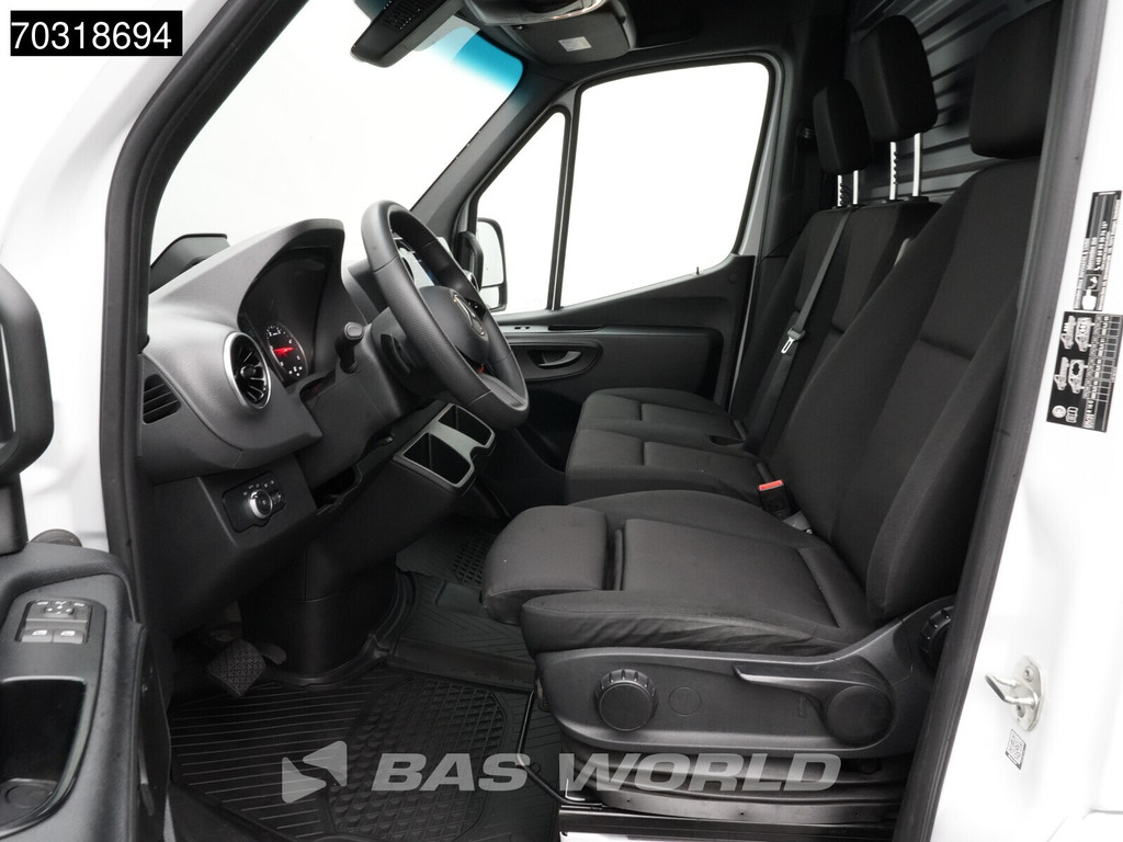 Mercedes-Benz Sprinter 317 CDI Automaat 2025 Model L2H2 170PK Navi Airco Cruise Camera 10inch MBUX CarPlay Parkeersensoren Stoelverwarming Euro6 L2 PRO Airco Cruise control 3