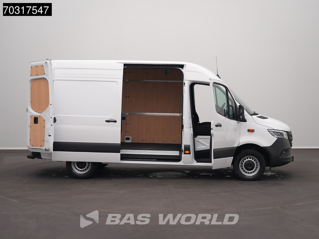 Mercedes-Benz Sprinter 317 CDI Automaat 2025 Model L2H2 LED Navi Airco Cruise Camera 10inch MBUX Parkeersensoren v+a Euro6 L2 Airco Cruise control 10