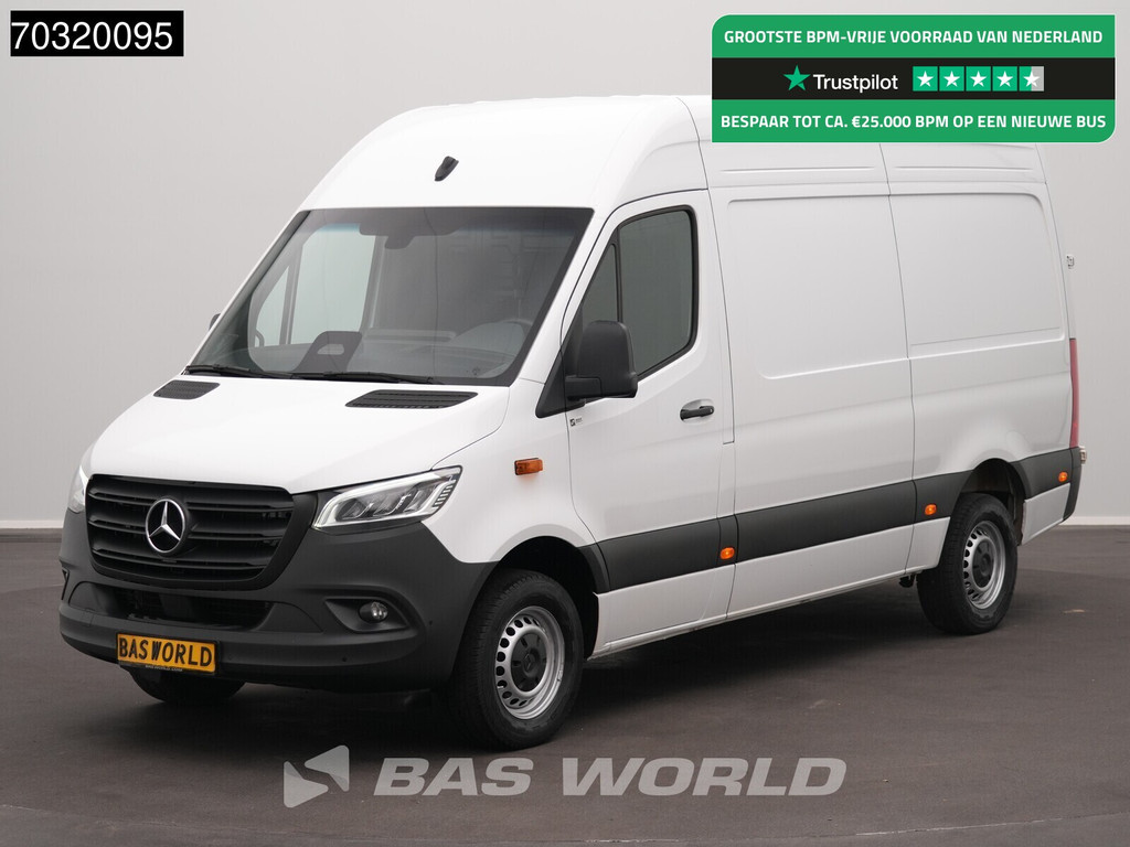 Mercedes-Benz Sprinter 317 CDI Automaat 2025 Model L2H2 Navi LED Airco Cruise Camera Parkeersensoren 10inch MBUX CarPlay Stoelverwarming Euro6 L2 Airco Cruise control