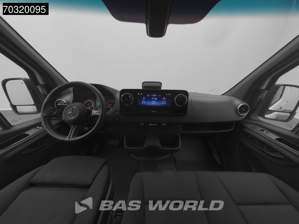 Mercedes-Benz Sprinter 317 CDI Automaat 2025 Model L2H2 Navi LED Airco Cruise Camera Parkeersensoren 10inch MBUX CarPlay Stoelverwarming Euro6 L2 Airco Cruise control 14