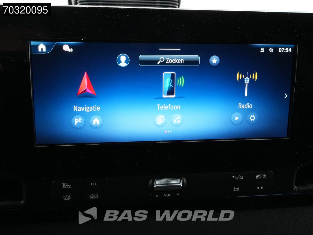 Mercedes-Benz Sprinter 317 CDI Automaat 2025 Model L2H2 Navi LED Airco Cruise Camera Parkeersensoren 10inch MBUX CarPlay Stoelverwarming Euro6 L2 Airco Cruise control 19