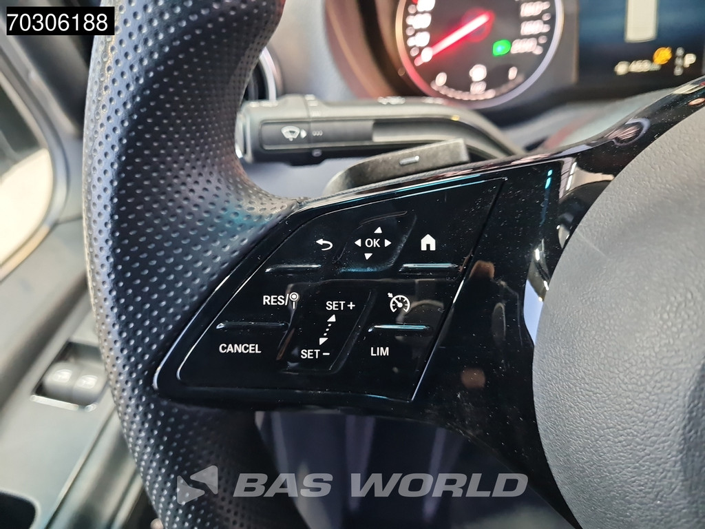 Mercedes-Benz Sprinter 317 CDI Automaat 2025 Model L3H2 Airco Cruise Camera Parkeersensoren 10inch MBUX CarPlay Euro6 L3 Airco Cruise control 17