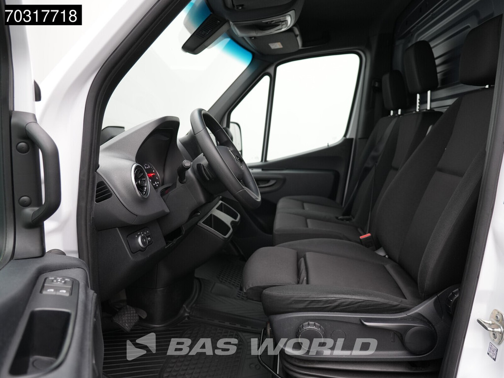 Mercedes-Benz Sprinter 317 CDI Automaat 2025 Model LED L2H2 Navi Airco Cruise Camera MBUX CarPlay Parkeersensoren 170PK Euro6 L2 Airco Cruise control 3