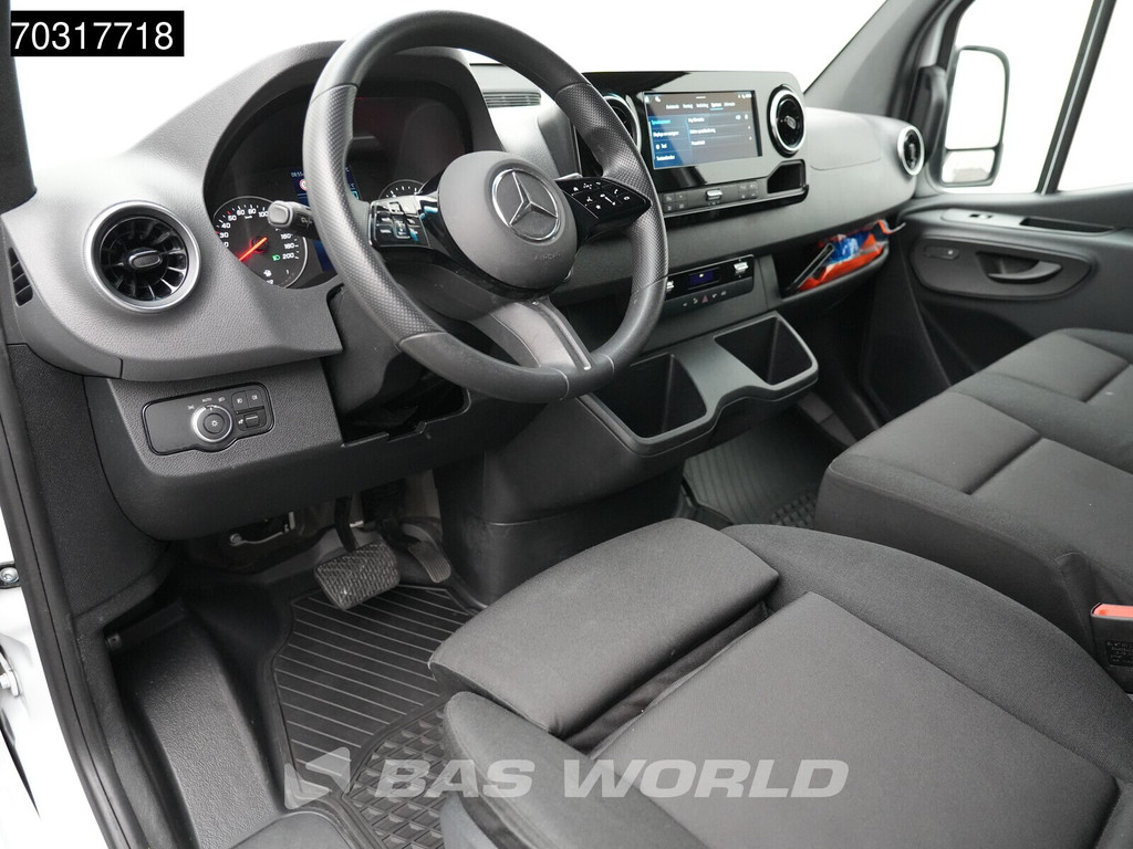 Mercedes-Benz Sprinter 317 CDI Automaat 2025 Model LED L2H2 Navi Airco Cruise Camera MBUX CarPlay Parkeersensoren 170PK Euro6 L2 Airco Cruise control 5
