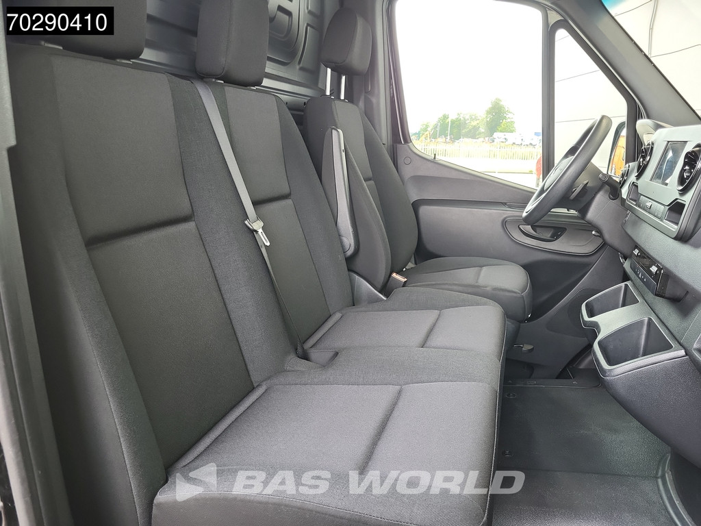 Mercedes-Benz Sprinter 317 CDI Automaat 3,5t Trekhaak L2H2 170PK Airco Camera MBUX Euro6 L2 12m3 Airco Trekhaak 14