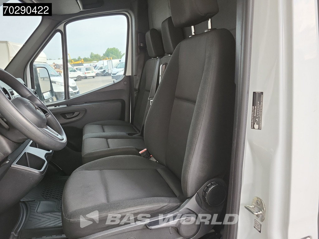 Mercedes-Benz Sprinter 317 CDI Automaat Bakwagen Laadklep Airco Camera Euro6 Meubelbak Koffer 21m3 Airco 11