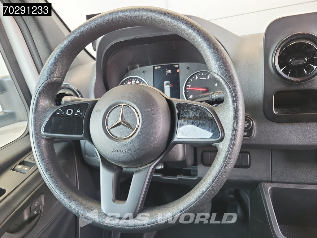 Mercedes-Benz Sprinter 317 CDI Automaat Bakwagen Laadklep Camera Airco Koffer Meubelbak 21m3 Airco 16