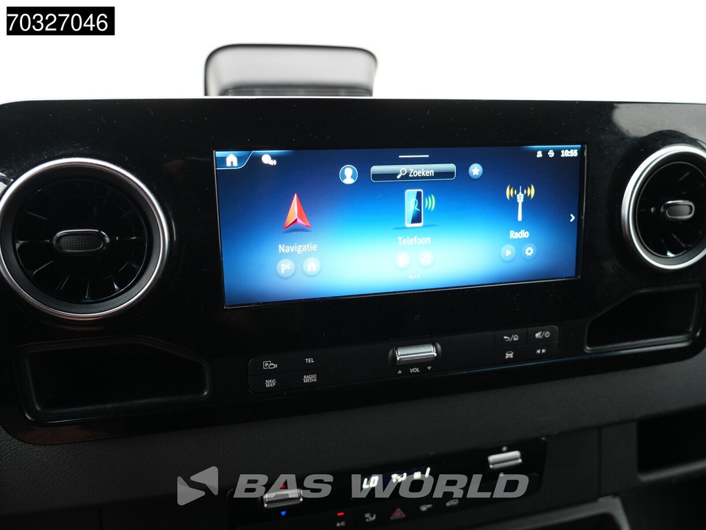 Mercedes-Benz Sprinter 317 CDI Automaat L2H2 170PK LED Navi Airco Cruise Camera 10inch MBUX CarPlay Parkeersensoren Euro7 L2 Airco Cruise control 19
