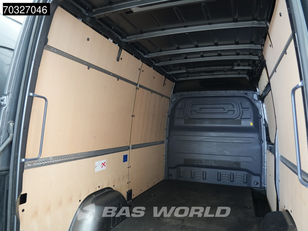 Mercedes-Benz Sprinter 317 CDI Automaat L2H2 170PK LED Navi Airco Cruise Camera 10inch MBUX CarPlay Parkeersensoren Euro7 L2 Airco Cruise control 9