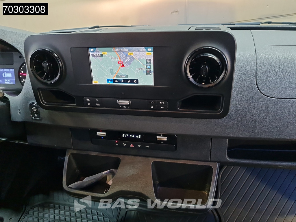 Mercedes-Benz Sprinter 317 CDI Automaat L2H2 170PK Navi Airco Cruise Camera Parkeersensoren MBUX CarPlay Euro6 L2 Airco Cruise control 14
