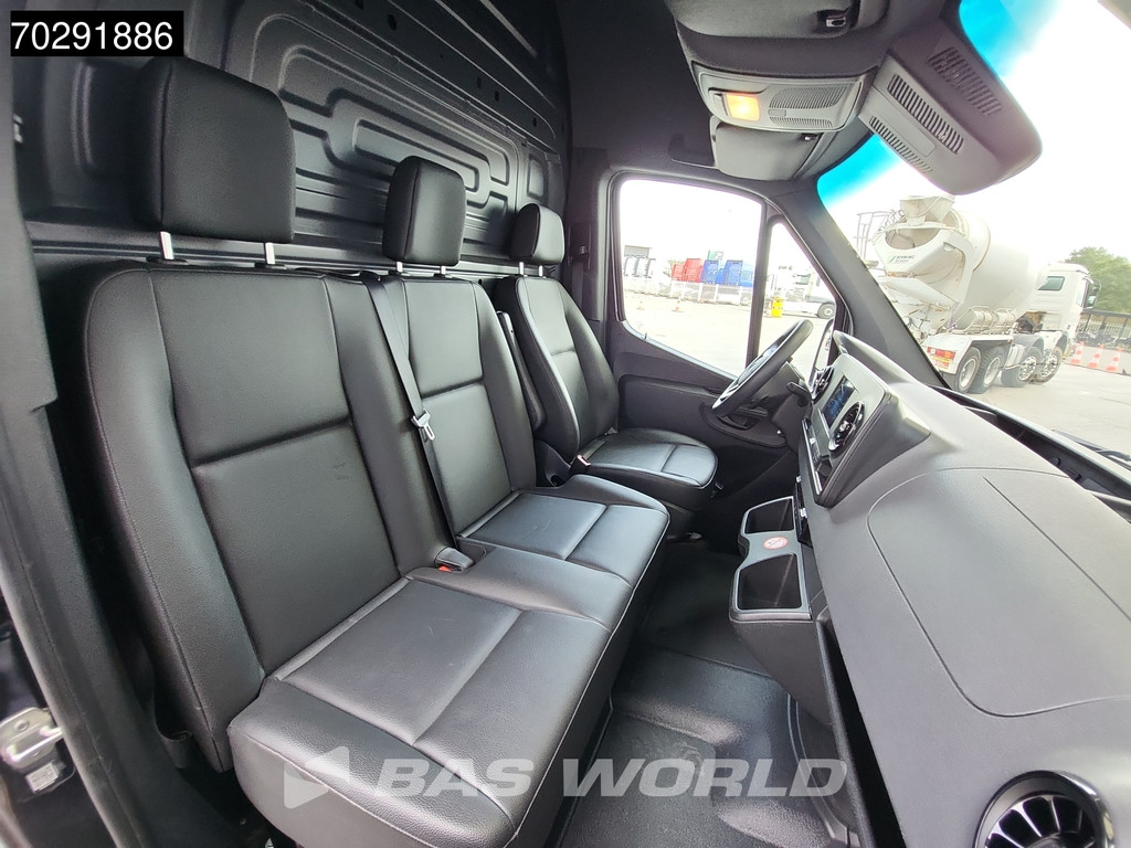 Mercedes-Benz Sprinter 317 CDI Automaat L3H2 170PK 3,5t Trekhaak Airco Camera Parkeersensoren MBUX CarPlay Euro6 L3 17m3 Airco Trekhaak 12