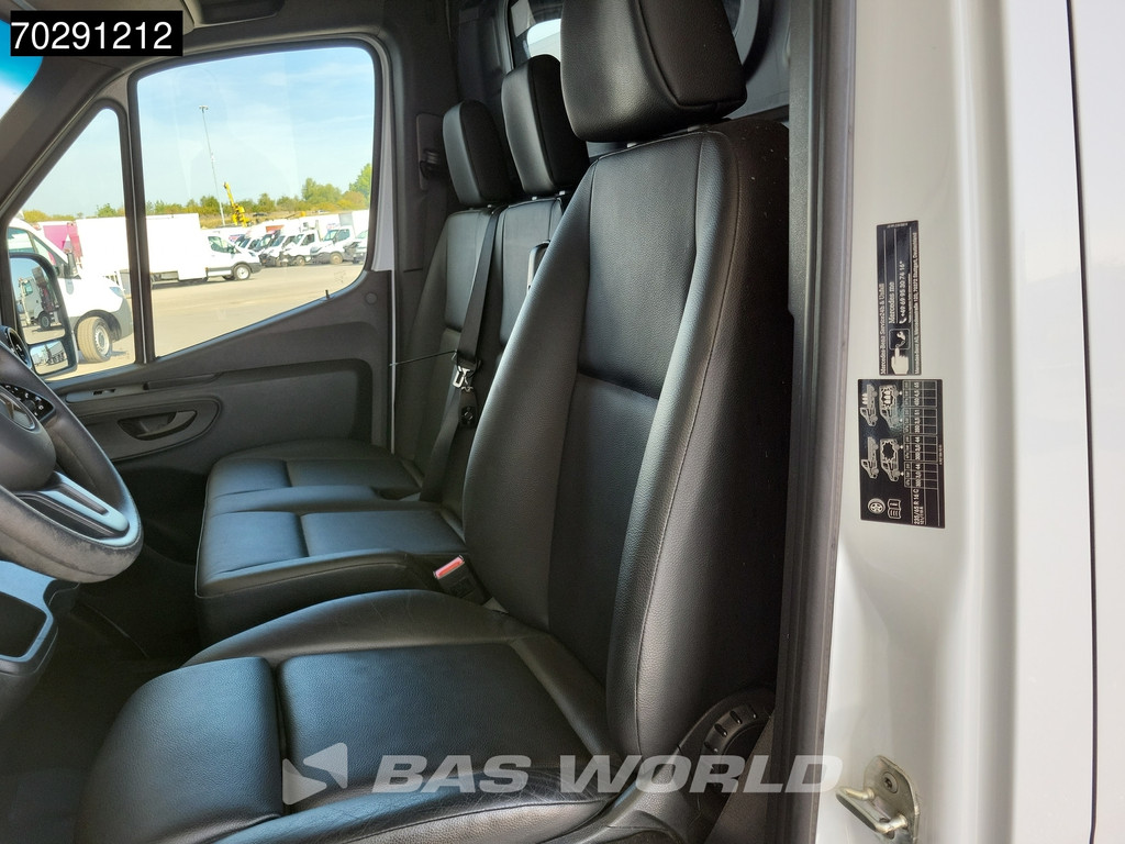 Mercedes-Benz Sprinter 317 CDI Automaat L3H2 170PK Airco Camera Parkeersensoren MBUX CarPlay Euro6 L2 15m3 Airco 12
