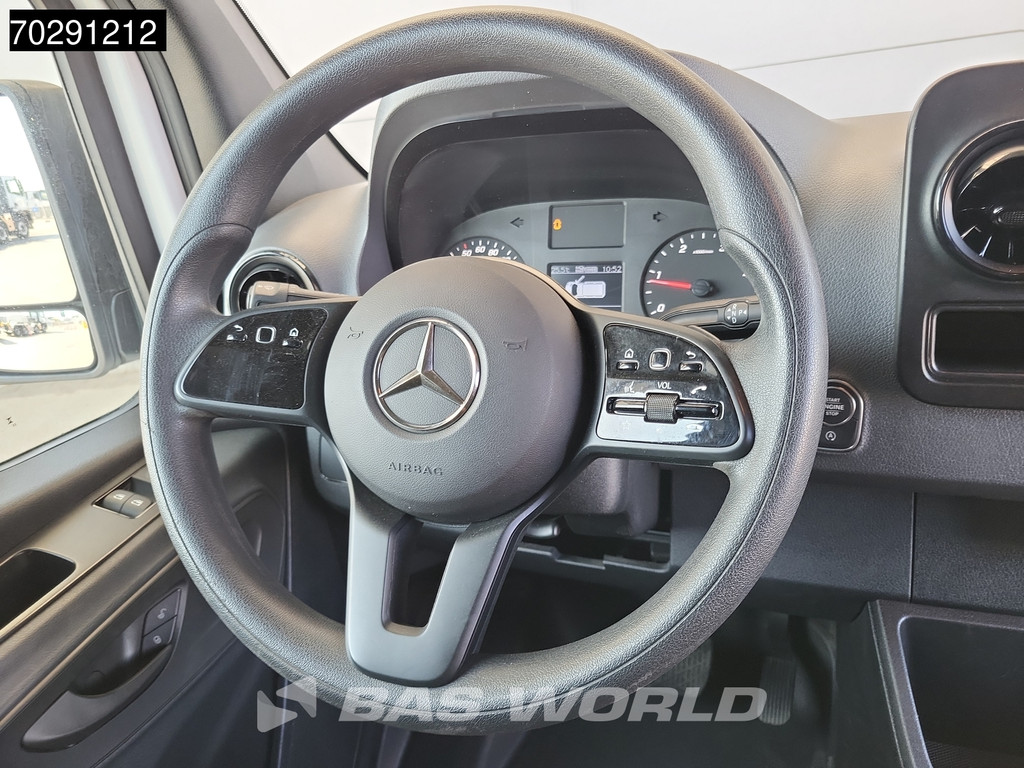 Mercedes-Benz Sprinter 317 CDI Automaat L3H2 170PK Airco Camera Parkeersensoren MBUX CarPlay Euro6 L2 15m3 Airco 17