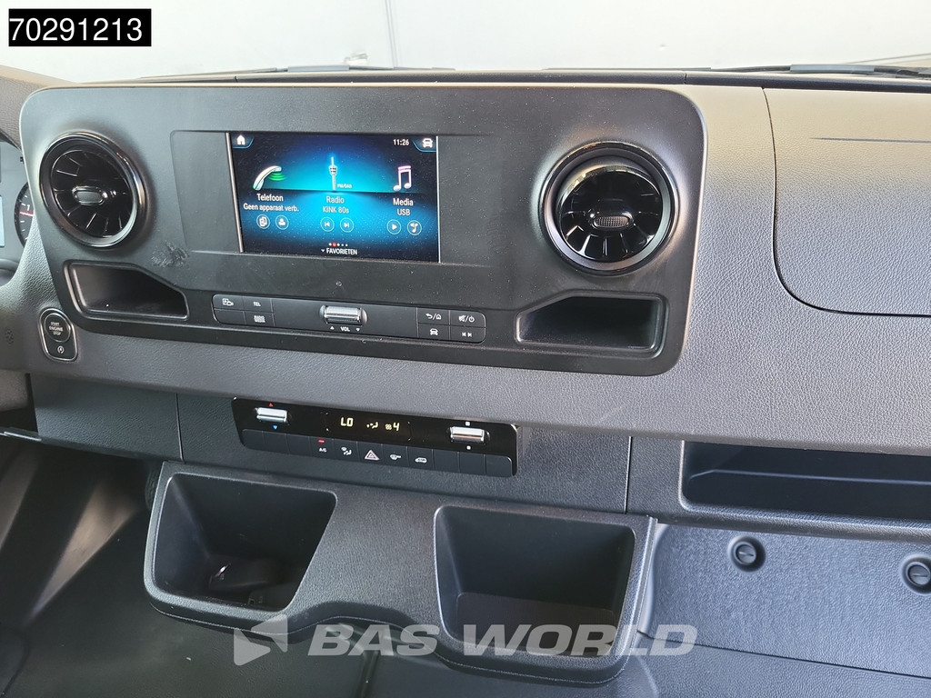 Mercedes-Benz Sprinter 317 CDI Automaat L3H2 170PK Airco Camera Parkeersensoren MBUX CarPlay Euro6 L3 15m3 Airco 14