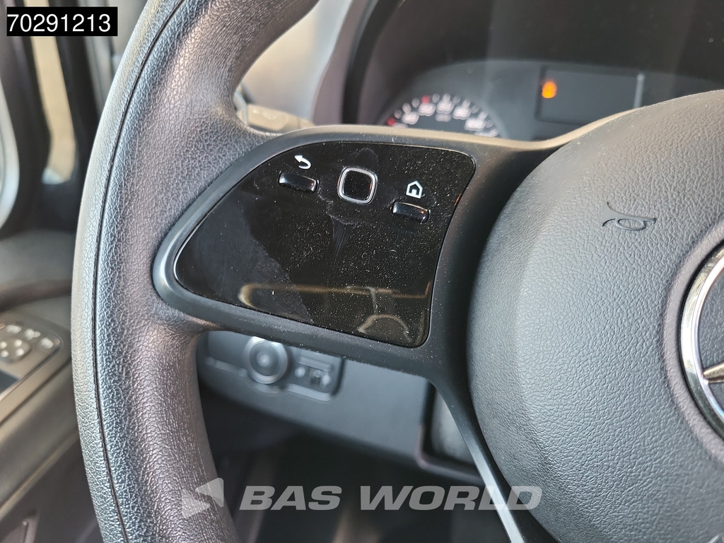 Mercedes-Benz Sprinter 317 CDI Automaat L3H2 170PK Airco Camera Parkeersensoren MBUX CarPlay Euro6 L3 15m3 Airco 18