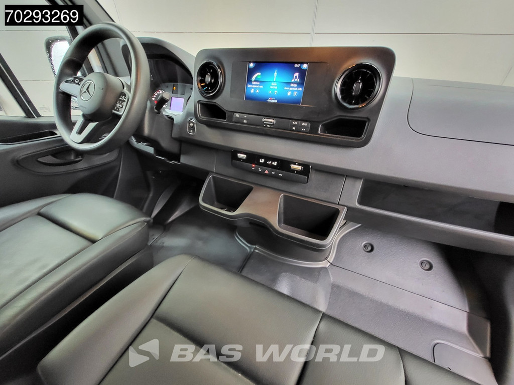 Mercedes-Benz Sprinter 317 CDI Automaat L3H2 170PK Airco Cruise Camera Parkeersensoren MBUX CarPlay Euro6 L3 15m3 Airco 10