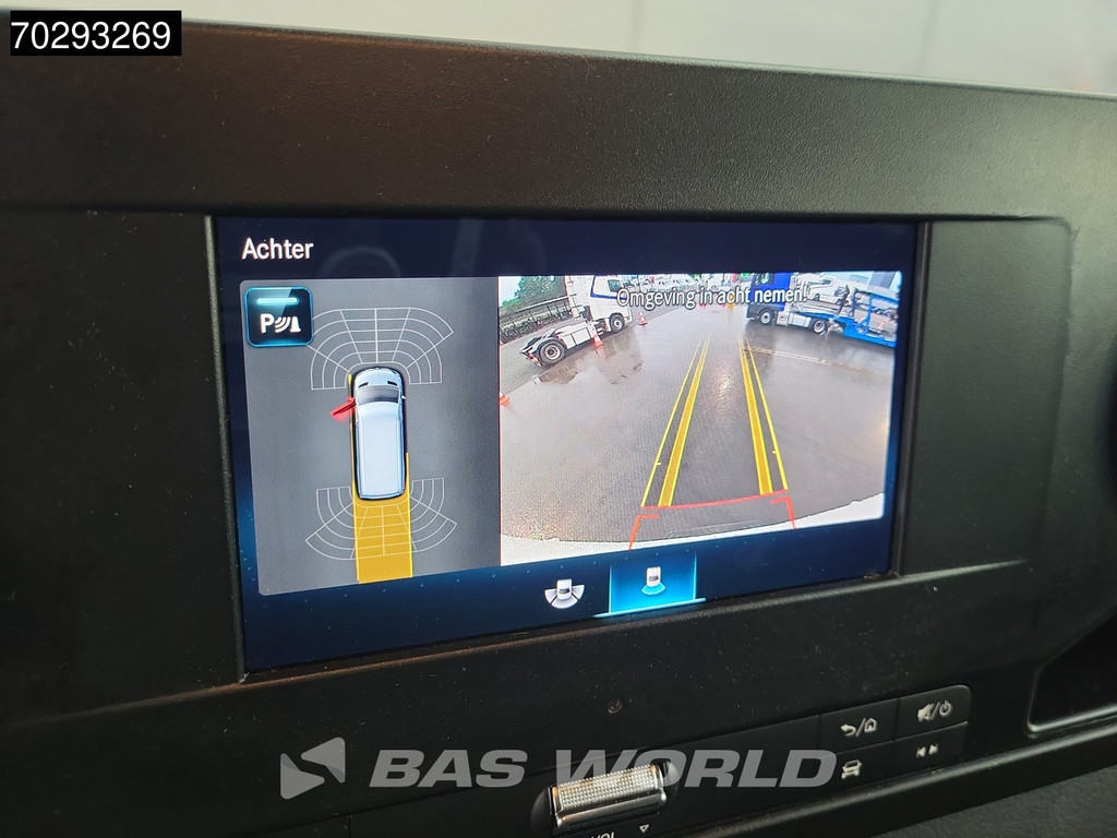 Mercedes-Benz Sprinter 317 CDI Automaat L3H2 170PK Airco Cruise Camera Parkeersensoren MBUX CarPlay Euro6 L3 15m3 Airco 15