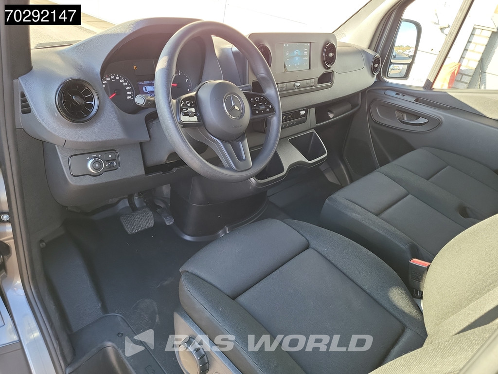 Mercedes-Benz Sprinter 317 CDI Automaat L3H2 3,5t Trekhaak 170PK Navi Airco Cruise Camera Parkeersensoren MBUX CarPlay Euro6 L3 15m3 Airco Trekhaak Cruise control 13