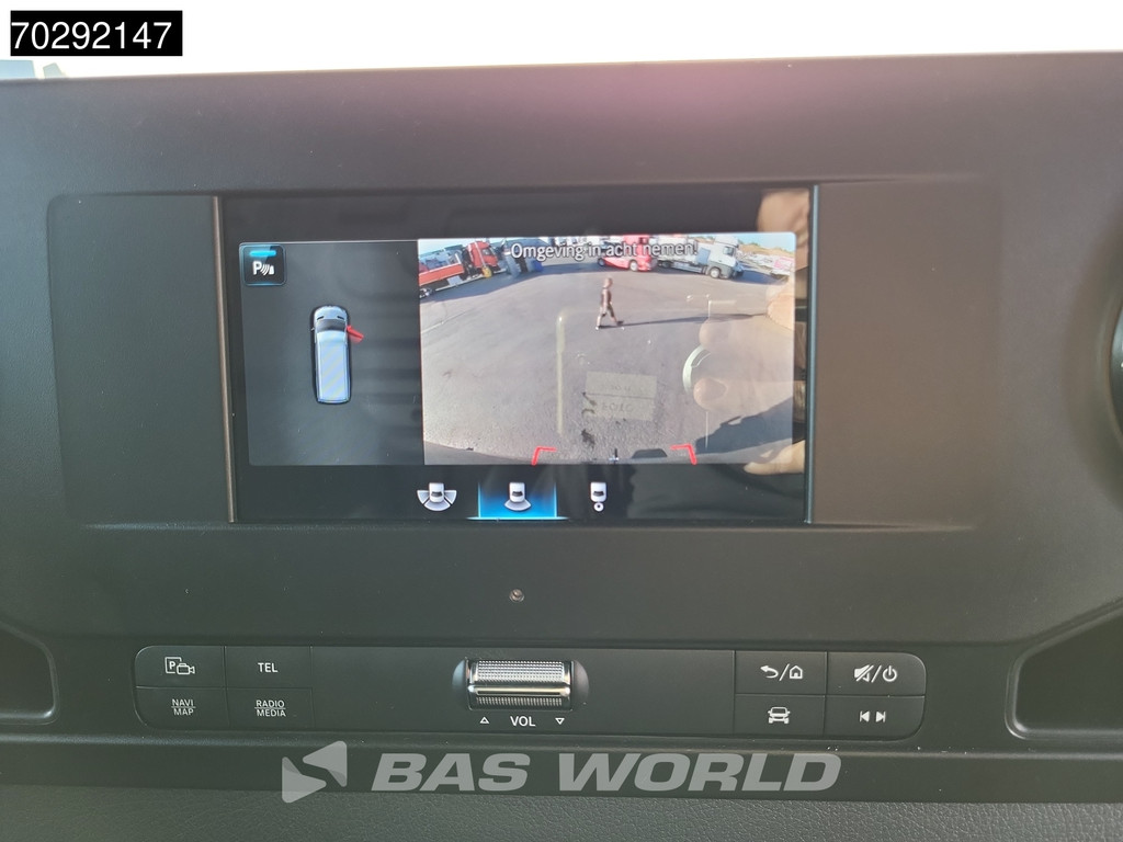 Mercedes-Benz Sprinter 317 CDI Automaat L3H2 3,5t Trekhaak 170PK Navi Airco Cruise Camera Parkeersensoren MBUX CarPlay Euro6 L3 15m3 Airco Trekhaak Cruise control 15