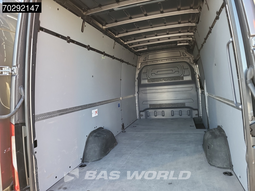 Mercedes-Benz Sprinter 317 CDI Automaat L3H2 3,5t Trekhaak 170PK Navi Airco Cruise Camera Parkeersensoren MBUX CarPlay Euro6 L3 15m3 Airco Trekhaak Cruise control 8