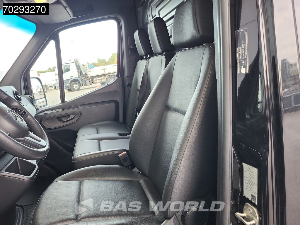 Mercedes-Benz Sprinter 317 CDI Automaat L3H2 3,5t Trekhaak Airco Cruise Camera Parkeersensoren MBUX CarPlay Euro6 L3 15m3 Airco Trekhaak 12