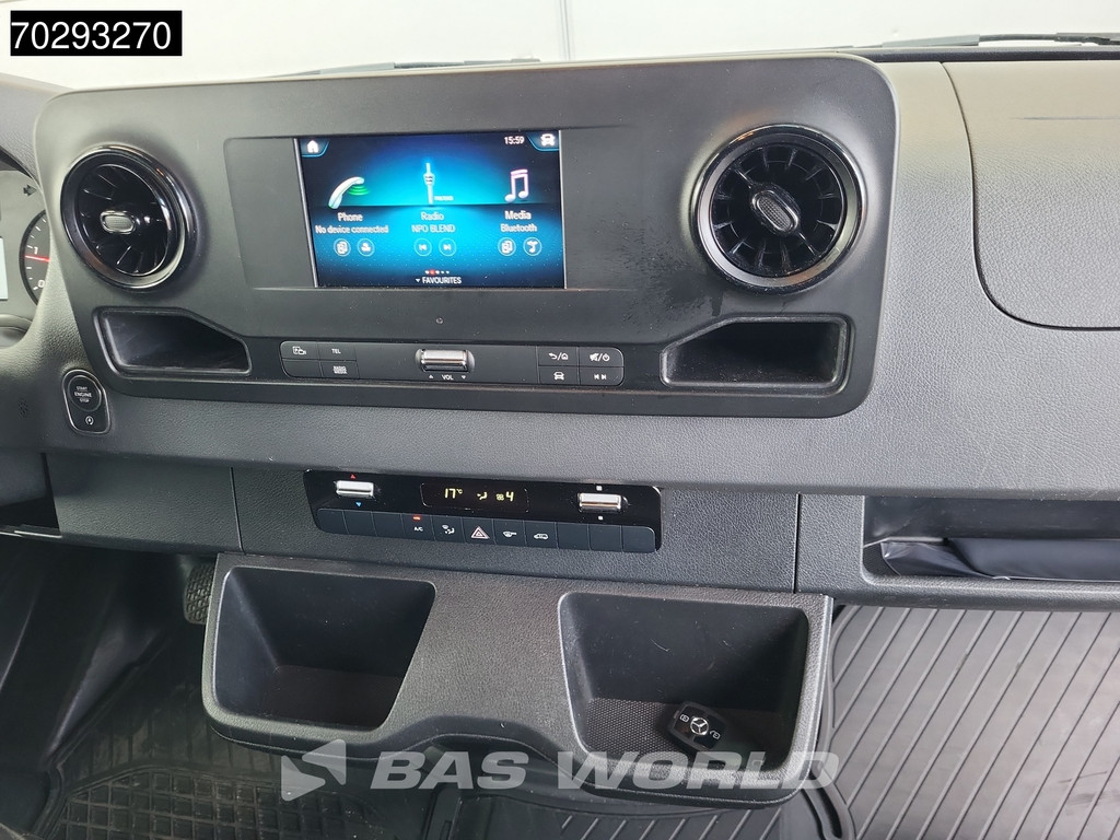 Mercedes-Benz Sprinter 317 CDI Automaat L3H2 3,5t Trekhaak Airco Cruise Camera Parkeersensoren MBUX CarPlay Euro6 L3 15m3 Airco Trekhaak 14