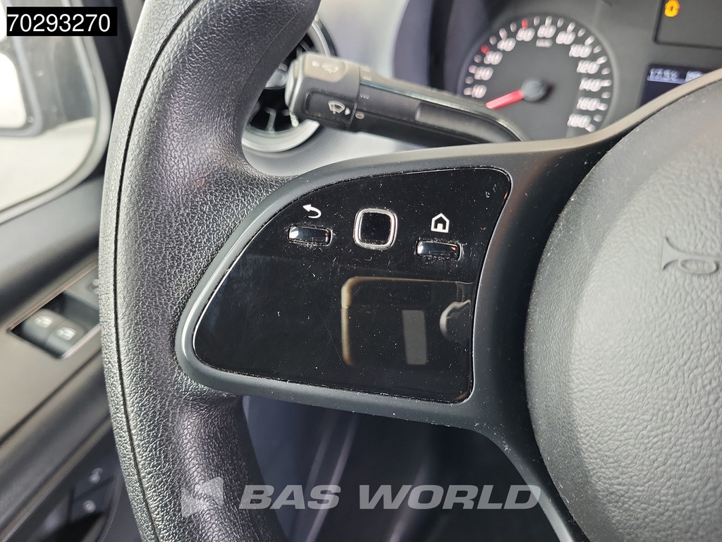 Mercedes-Benz Sprinter 317 CDI Automaat L3H2 3,5t Trekhaak Airco Cruise Camera Parkeersensoren MBUX CarPlay Euro6 L3 15m3 Airco Trekhaak 18
