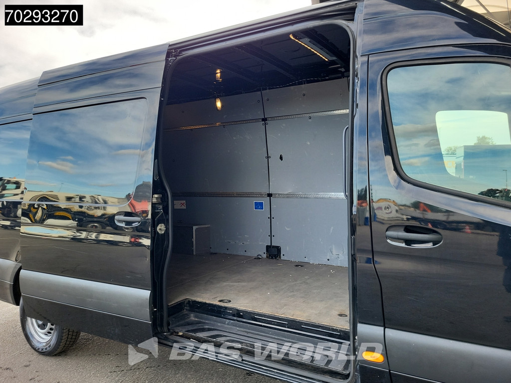 Mercedes-Benz Sprinter 317 CDI Automaat L3H2 3,5t Trekhaak Airco Cruise Camera Parkeersensoren MBUX CarPlay Euro6 L3 15m3 Airco Trekhaak 7